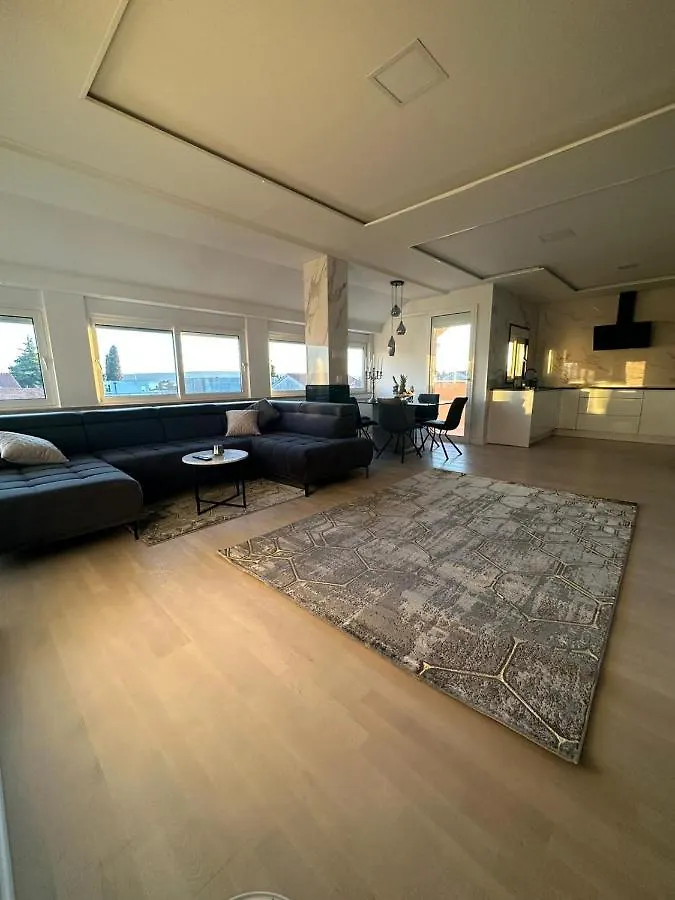 Rooftop Luxury Apartament Kastela