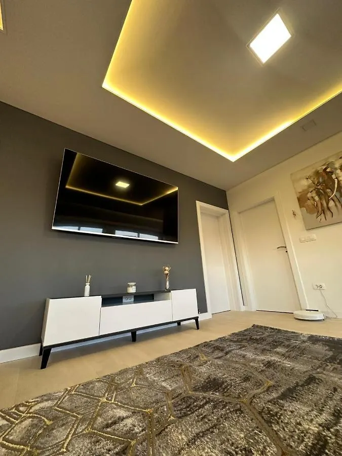 Apartment Rooftop Luxury Apartament Kastela