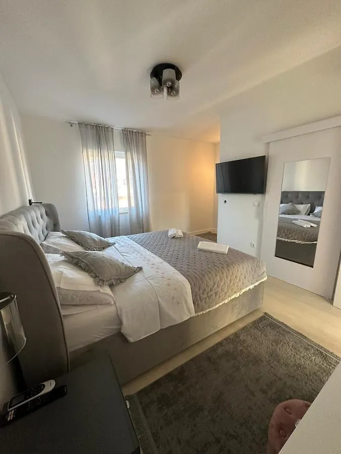 Rooftop Luxury Apartament Kastela