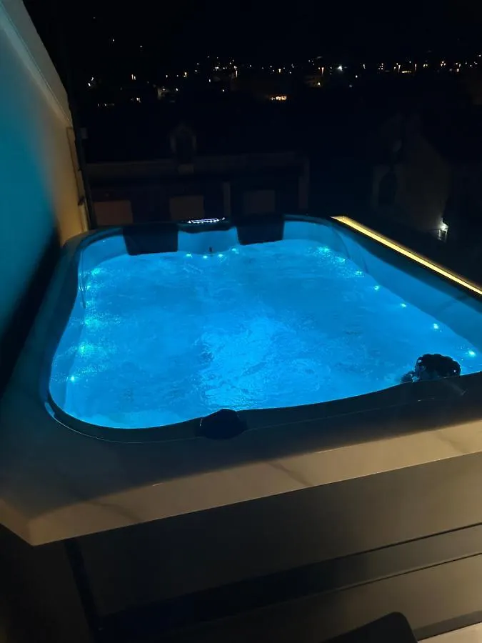 Rooftop Luxury Apartament Kastela Croatia