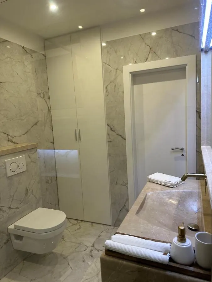 Rooftop Luxury Apartament Kastela Croatia