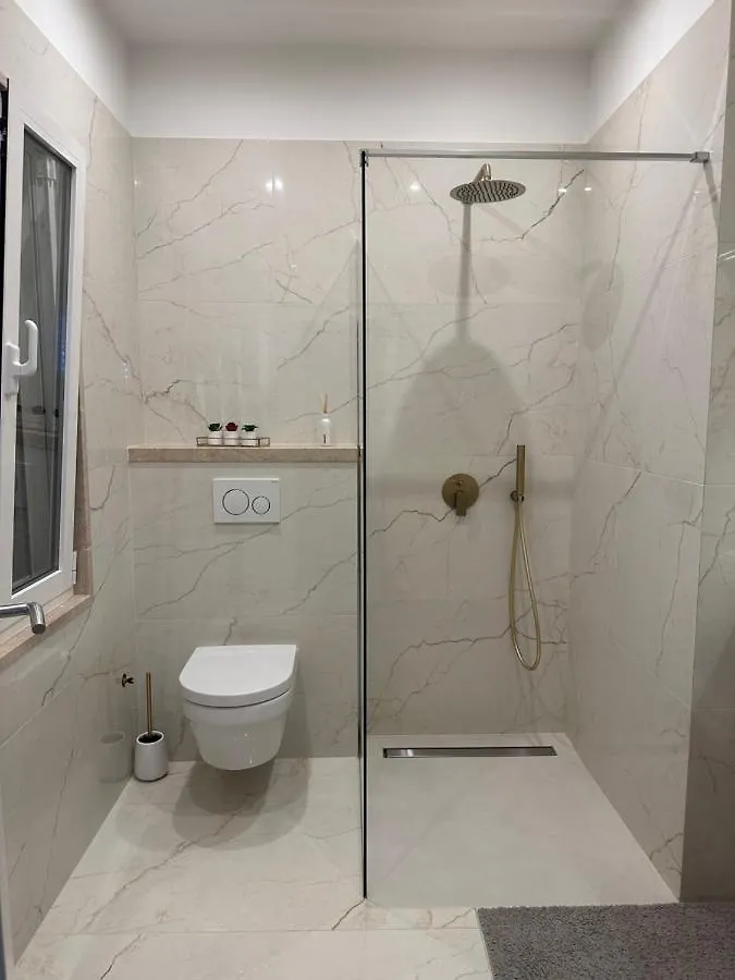 Rooftop Luxury Apartament Kastela