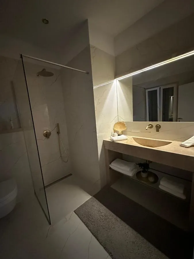 Rooftop Luxury Apartament Kastela 0*,