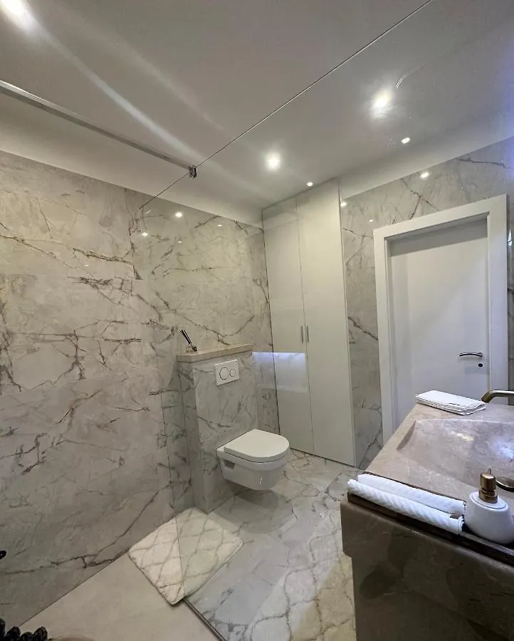 Rooftop Luxury Apartament Kastela 0*,  Croatia